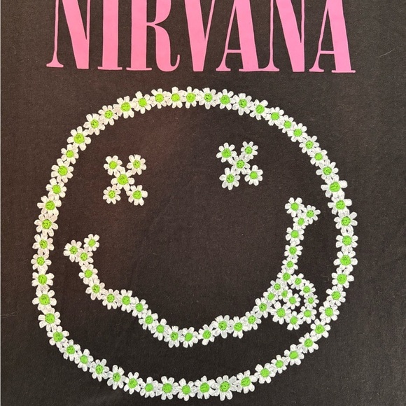 Nirvana Floral Smiley Face Black Graphic T-Shirt Y2k Grunge Nwot Size Large L - Picture 6 of 9